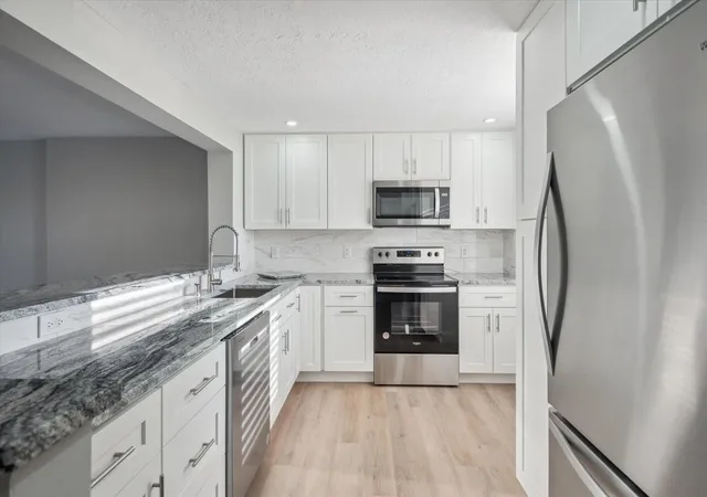 4th image of 141 Se 3Rd Ave #307, Dania, FL 33004 | MLS# F10483508