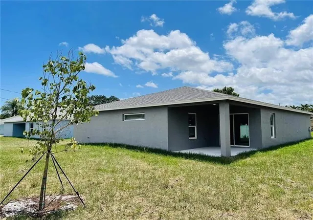 Homes for sale in Port Saint Lucie, FL | 1961 Sw Michelangelo Ave, Port Saint Lucie, FL 34953 | MLS# F10496958
