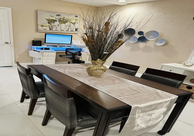 5th image of 833 Briggs Street Street, West Palm Beach, FL 33405 | MLS# R11048661