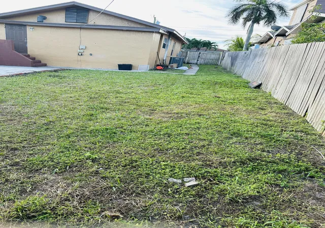 71st image of 833 Briggs Street Street, West Palm Beach, FL 33405 | MLS# R11048661