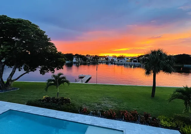 Photo 2 of Sale Pending at 2177 Radnor Ct, North Palm Beach, FL 33408 | MLS# R11092572 | Listing updated on 2026-10-10