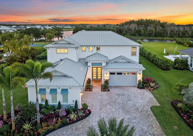 Photo 1 of Mansion for sale at 20065 Se Bridgewater Dr, Jupiter, FL 33458 | MLS# R11093387 | Listing updated on 2026-10-10