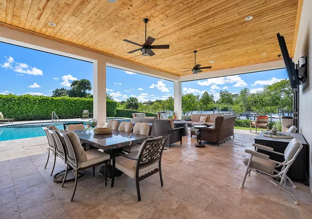 4th image of 201 Se Fiore Bello, Port Saint Lucie, FL 34952 | MLS# R11057848