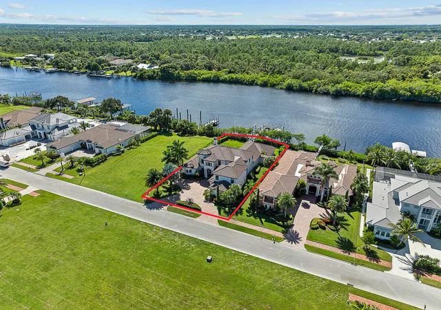 60th image of 201 Se Fiore Bello, Port Saint Lucie, FL 34952 | MLS# R11057848