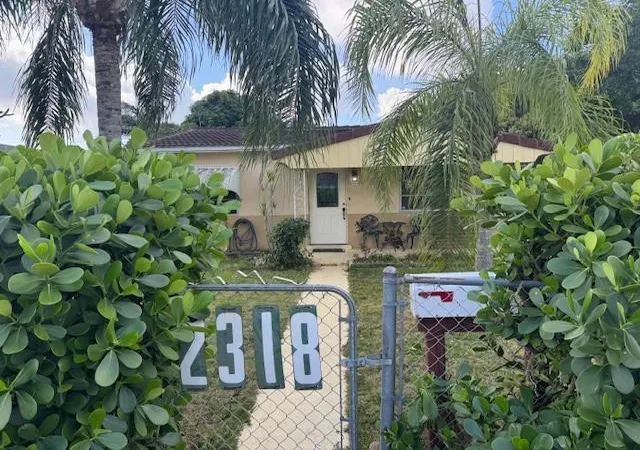 1st image of 2318 Coolidge St, Hollywood, FL 33020 | MLS# F10491512