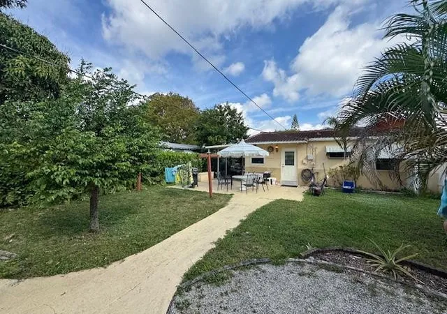 4th image of 2318 Coolidge St, Hollywood, FL 33020 | MLS# F10491512