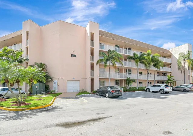 Homes for sale in Sunrise, FL | 10456 Nw 24Th Pl #209, Sunrise, FL 33322 | MLS# A11745870