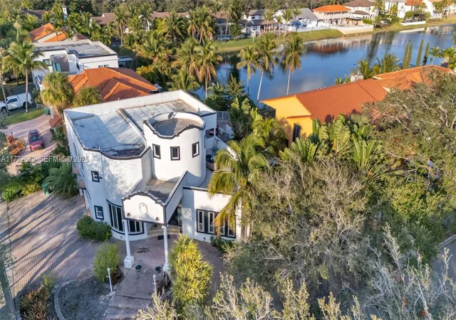Homes for sale in Miami Lakes, FL | 8135 Nw 164Th Ter, Miami Lakes, FL 33016 | MLS# A11722619