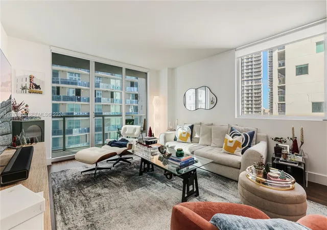 4th image of 55 Se 6Th St #3407, Miami, FL 33131 | MLS# A11712652