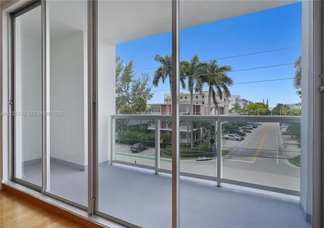 34th image of 9381 E Bay Harbor Dr #301N, Bay Harbor Islands, FL 33154 | MLS# A11721700