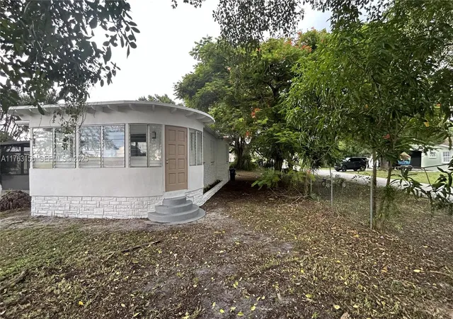 2nd image of 205 Seaman Ave, Opa Locka, FL 33054 | MLS# A11763156