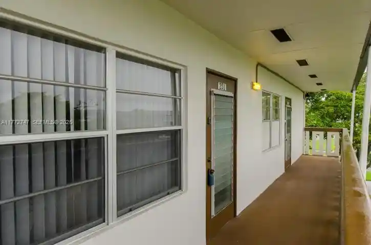 Homes for sale in Boca Raton, FL | 251 Mansfield F 251f, Boca Raton, FL 33434