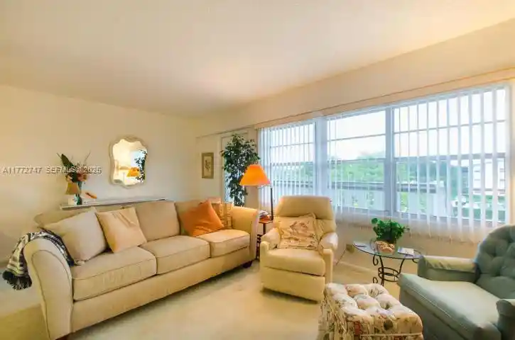 Homes for sale in Boca Raton, FL | 251 Mansfield F 251f, Boca Raton, FL 33434