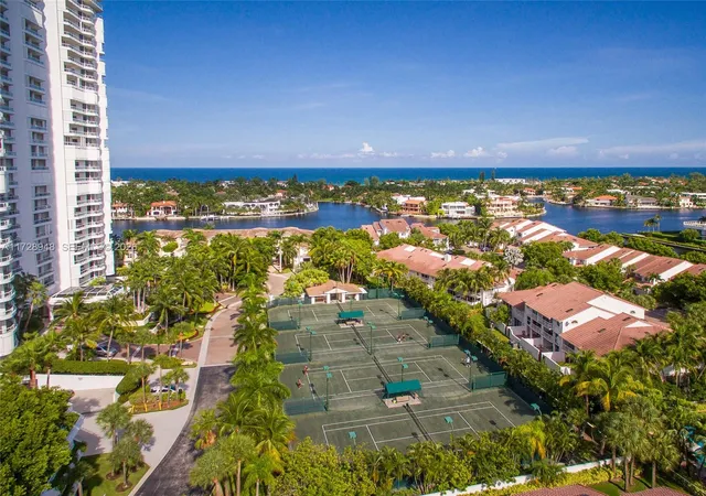 32nd image of 21205 Yacht Club Dr #805, Aventura, FL 33180 | MLS# A11728948