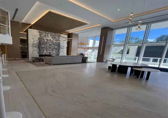 4th image of 21205 Yacht Club Dr #805, Aventura, FL 33180 | MLS# A11728948