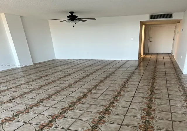 Homes for sale in Miami, FL | 15600 Nw 7Th Ave #821, Miami, FL 33169 | MLS# A11705628