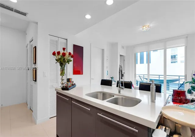 2nd image of 7875 Nw 107Th Ave #511, Doral, FL 33178 | MLS# A11746036