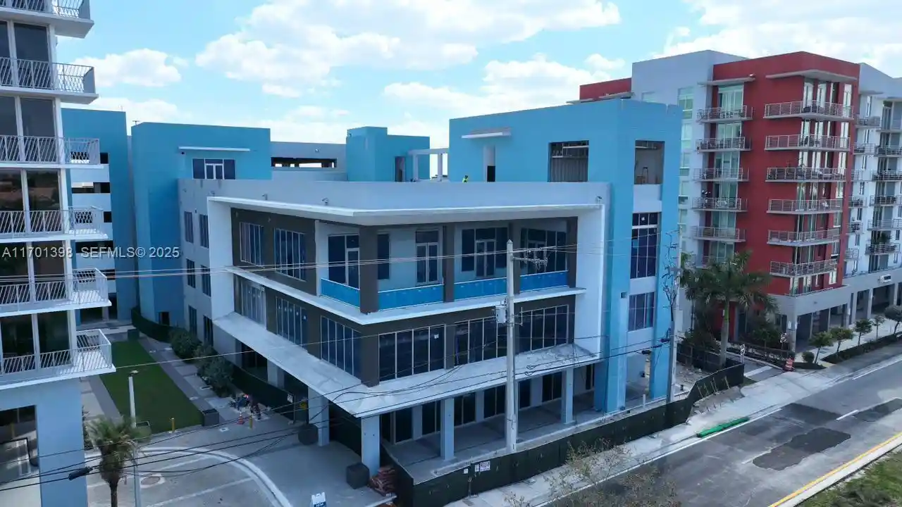 Condo for sale at 7825 Nw 107Th Ave #718, Doral, FL 33178 | MLS# A11701398