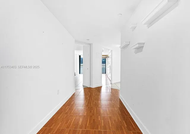 4th image of 8925 Collins Ave #2E, Surfside, FL 33154 | MLS# A11753403
