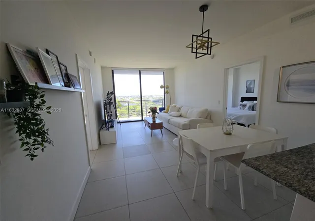2nd image of 5350 Nw 84th Ave #1207, Doral, FL 33166 | MLS# A11802037