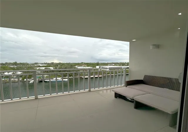 2nd image of 9500 W Bay Harbor Dr, Bay Harbor Islands, FL 33154