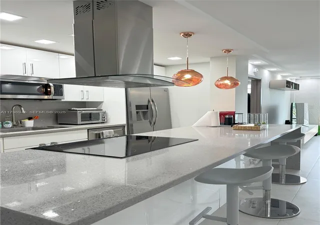 4th image of 9500 W Bay Harbor Dr, Bay Harbor Islands, FL 33154
