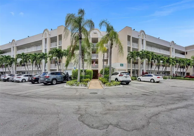 Homes for sale in Sunrise, FL | 10217 Nw 24th Pl #308, Sunrise, FL 33322 | MLS# A11789425
