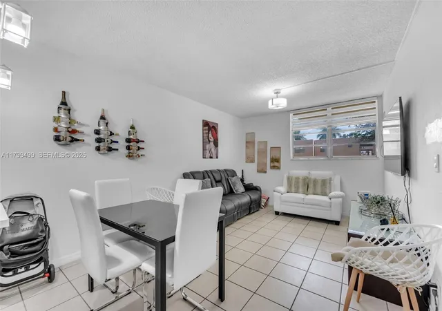 5th image of 4550 Nw 9Th St #106E, Miami, FL 33126 | MLS# A11799499