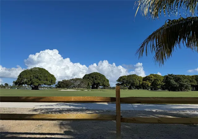 Homes for sale in Hollywood, FL | 1700 Pierce Street, Hollywood, FL 33020 | Houzeo