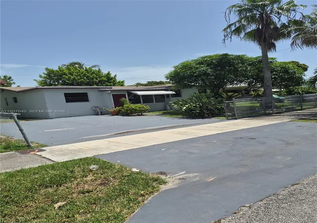 2nd image of 3161 Nw 5th St, Lauderhill, FL 33311 | MLS# A11807040
