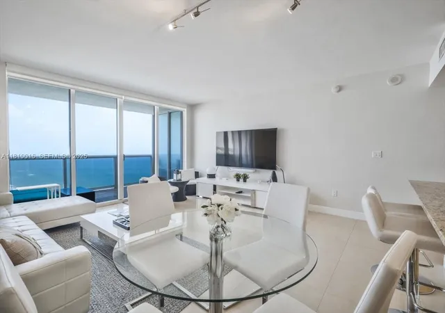 2nd image of 1830 S Ocean Dr #5009, Hallandale Beach, FL 33009 | MLS# A11810016