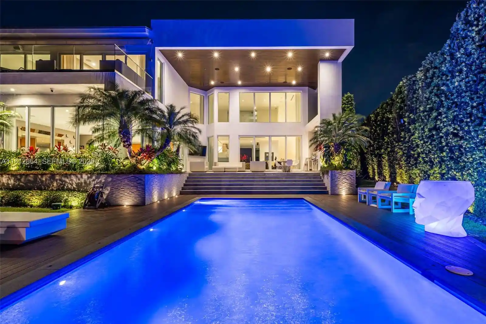 Photo 1 of Mansion for sale at 420 Island Dr, Key Biscayne, FL 33149 | MLS# A11812864 | Listing updated on 2026-10-30