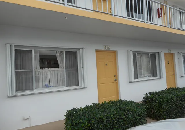 1st image of 3322 Cynthia Ln #106, Lake Worth Beach, FL 33461 | MLS# R11067125