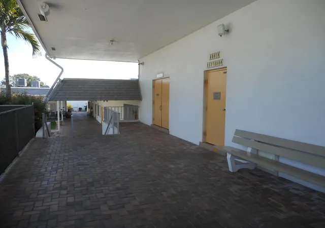 27th image of 3322 Cynthia Ln #106, Lake Worth Beach, FL 33461 | MLS# R11067125