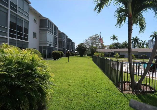 4th image of 700 Layne Blvd, Hallandale Beach, FL 33009