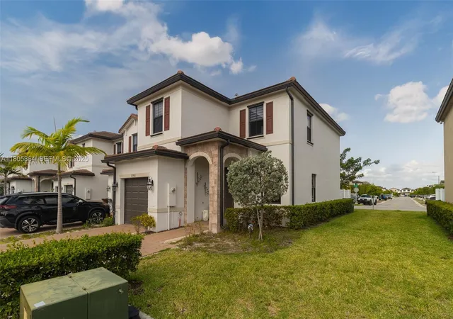 2nd image of 10966 W 33rd Wy, Hialeah, FL 33018 | MLS# A11805864