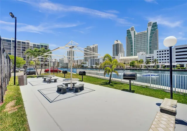 2nd image of 200 Leslie Dr, Hallandale Beach, FL 33009