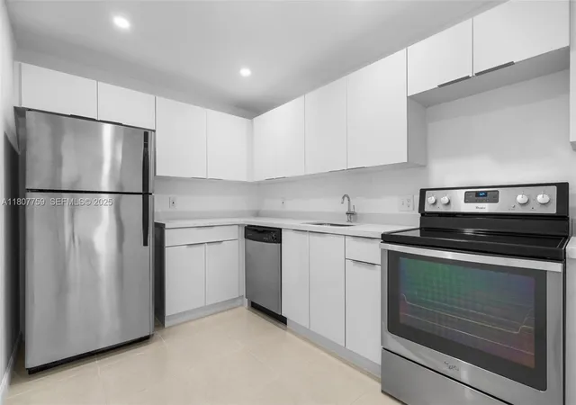 1st image of 4222 Inverrary Blvd #4211, Lauderhill, FL 33319 | MLS# A11807759