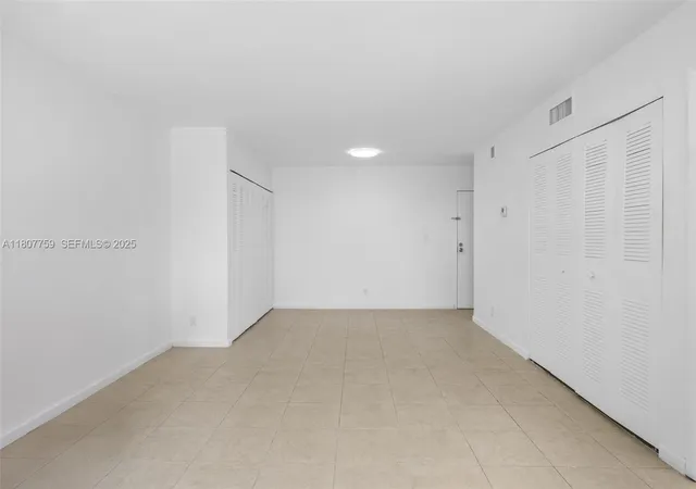 4th image of 4222 Inverrary Blvd #4211, Lauderhill, FL 33319 | MLS# A11807759