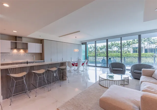 2nd image of 360 Ocean Dr #205S, Key Biscayne, FL 33149 | MLS# A11810648