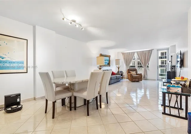 5th image of 9511 Collins Ave #1002, Surfside, FL 33154 | MLS# A11803808