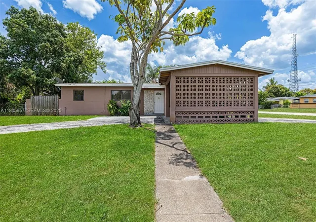 2nd image of 4960 Nw 11th Ct, Lauderhill, FL 33313 | MLS# A11805957