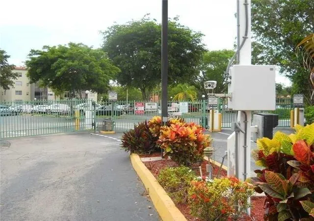 2nd image of 1800 Sw 81St Ave #1105, Pompano Beach, FL 33068 | MLS# A11808378