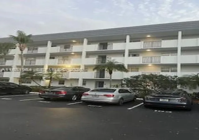 30th image of 6100 Nw 44th St #405, Lauderhill, FL 33319 | MLS# A11651984