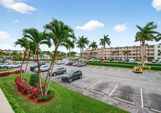 Homes for sale in Boca Raton, FL | 2070 Guildford D, Boca Raton, FL 33434 | MLS# R11083277