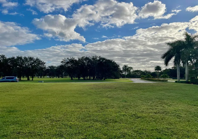4th image of 155 Se Bella Strano, Port Saint Lucie, FL 34984 | MLS# R11097501