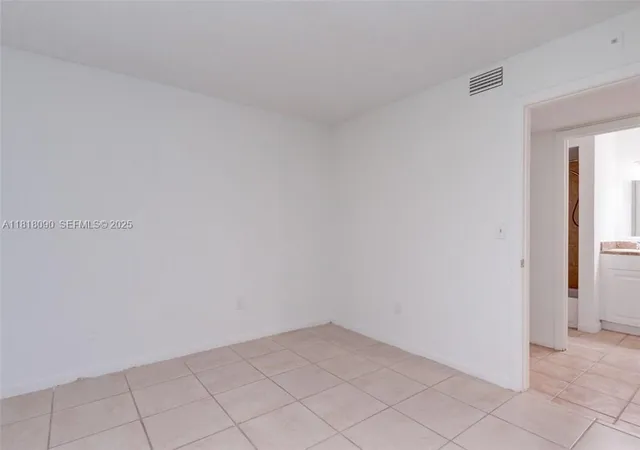Homes for sale in Pompano Beach, FL | 1235 Sw 46th Ave #707, Pompano Beach, FL 33069 | MLS# A11818090