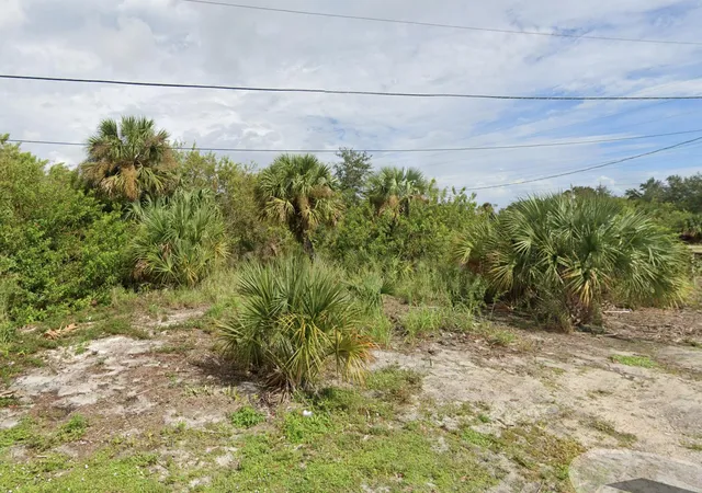 Homes for sale in Vero Beach, FL | 2290 42nd St, Vero Beach, FL 32967 | MLS# R11066070