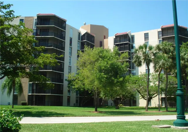 Condo for sale at 3101 N Country Clb Dr #306, Miami, FL 33180 | MLS# A11730257 | Listing updated on 2026-07-07