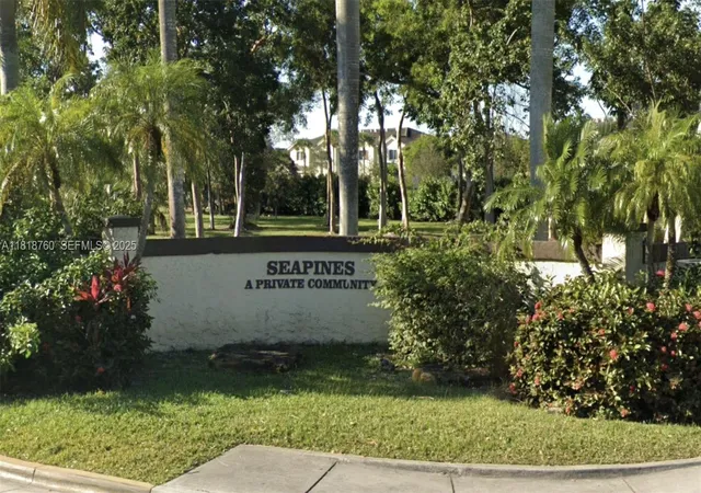2nd image of 28124 Sw 142nd Ct, Homestead, FL 33033 | MLS# A11818760